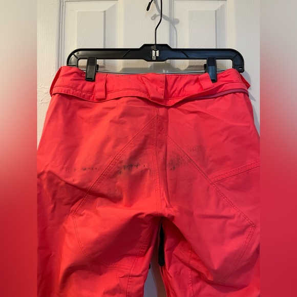 Volcom Snowboarding Pants - Picture 9 of 10